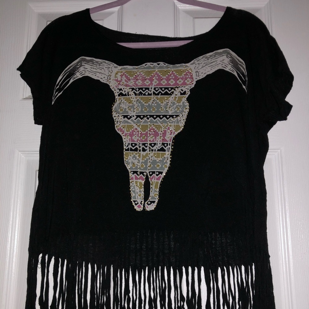 Bull shirt with cuts at bottom